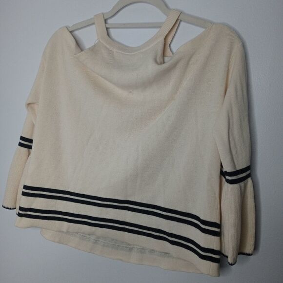 Anthropologie knitted knotted cold shoulder top size small - Picture 12 of 12